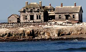 A&ntilde;o House - photo copyright Brian Wehrung